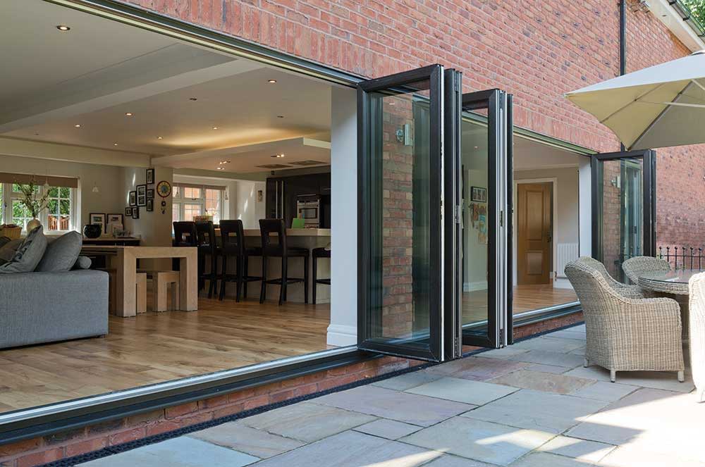 aluminium bifold doors westcliff-on-sea