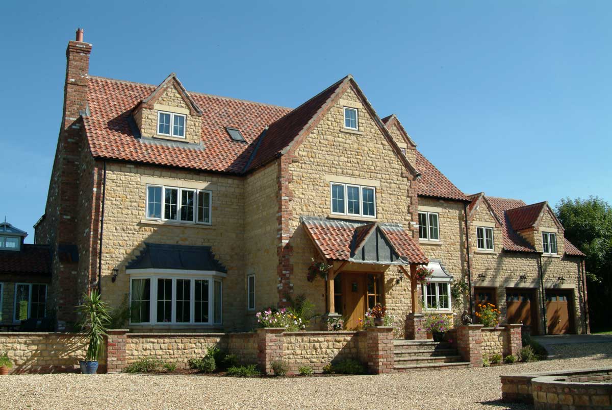 casement windows rayleigh